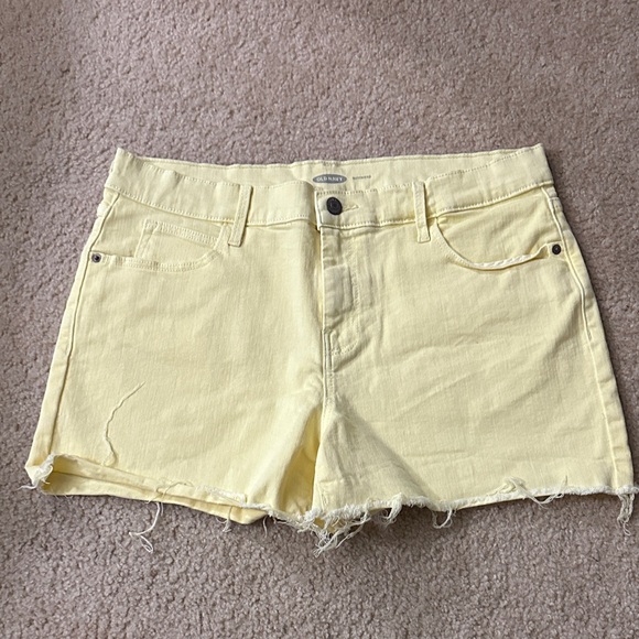 Old Navy Pants - Old Navy Pale Yellow Mid-Rise Boyfriend Cutoff Shorts
